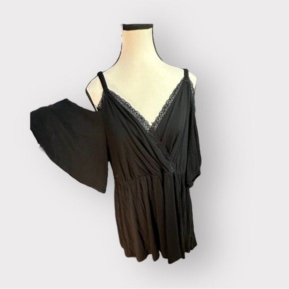 Women’s Torrid 0 Black Babydoll Super Soft Surplice Lace Trim Cold Shoulder Top - Picture 13 of 15